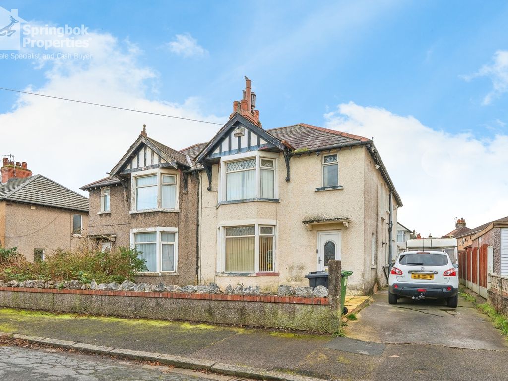 4 bed semidetached house for sale in Halden Road, Morecambe