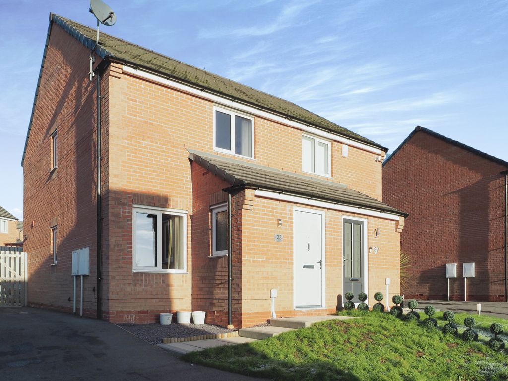 2 bed semidetached house for sale in Woodland Walk, Pontefract WF9