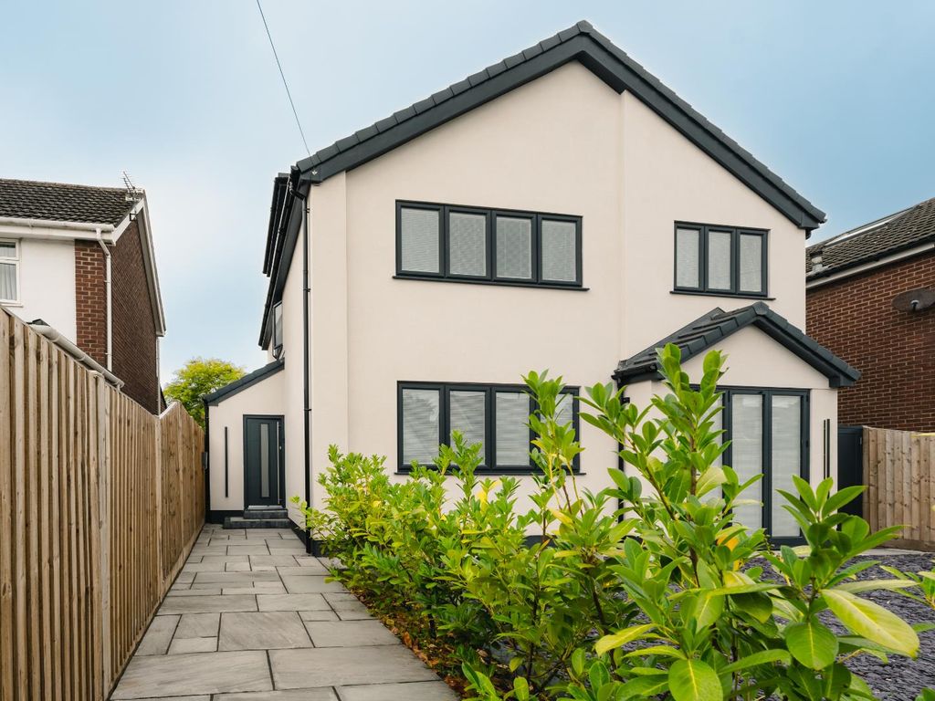 6 bed detached house for sale in Ennerdale Road, Formby, Liverpool L37