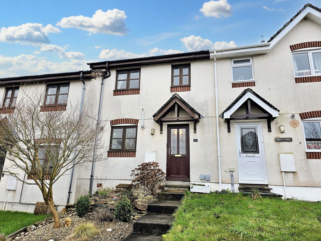 2 bed terraced house for sale in Chyvelah Ope, Gloweth TR1, £255,000