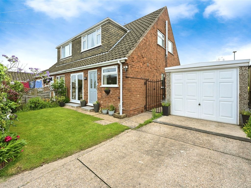 3 bed bungalow for sale in Greenacres, KirkbyInAshfield, Nottingham