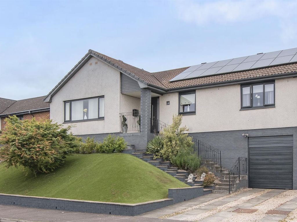 3 bed detached house for sale in Fairmount Drive, Sauchie, Alloa FK10