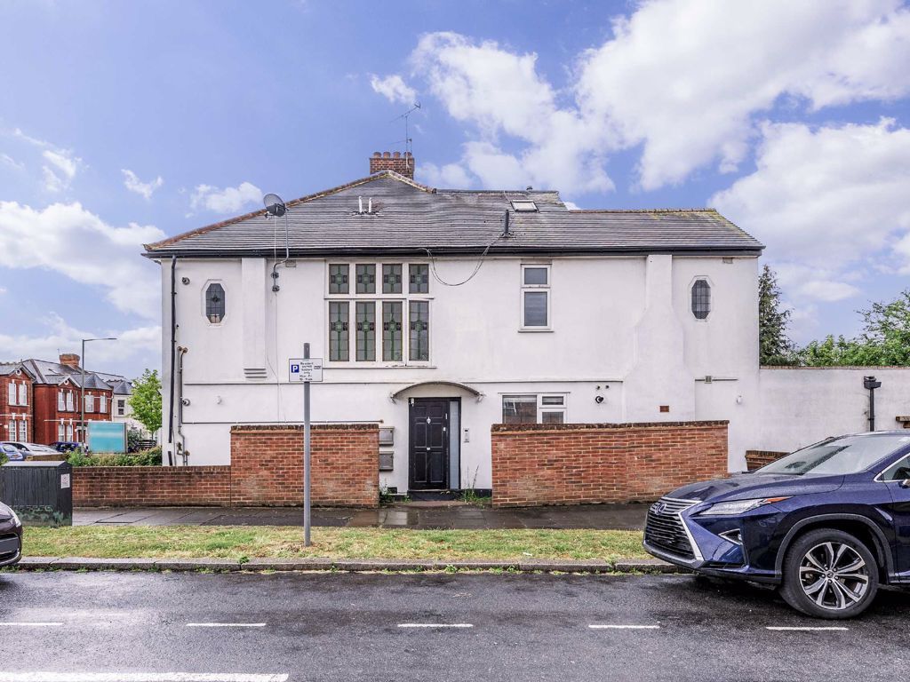 Vaughan Avenue London NW4  