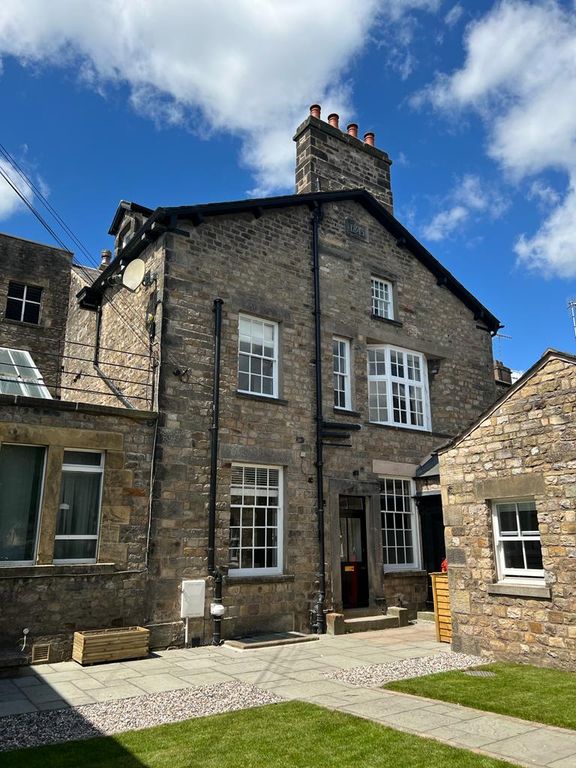 4 bed terraced house to rent in Horsemarket, Back Lane, Kirkby Lonsdale