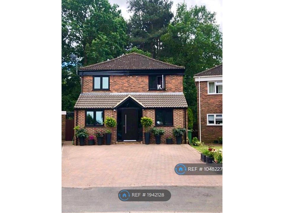 Room to rent in Staplehurst, Bracknell RG12, £550 pcm Zoopla