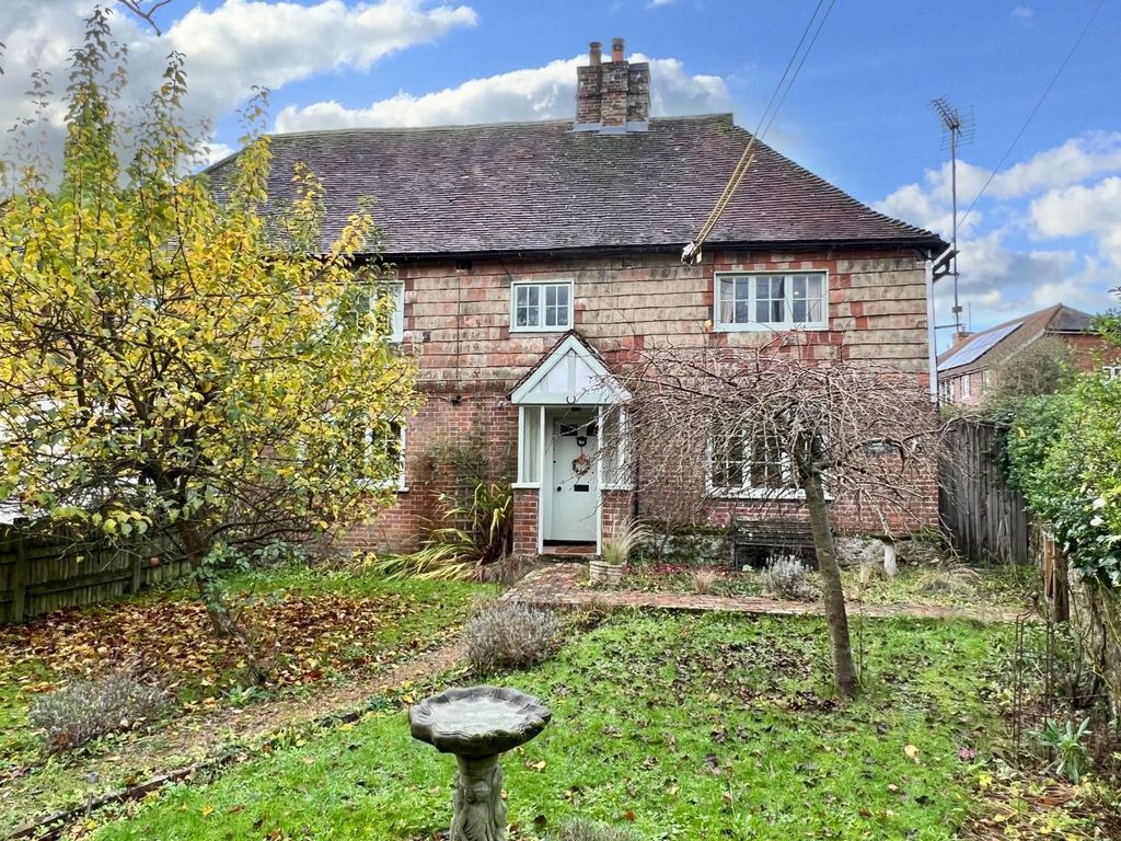 Property for sale in Barrow Hill, Sellindge, Ashford TN25, £625,000