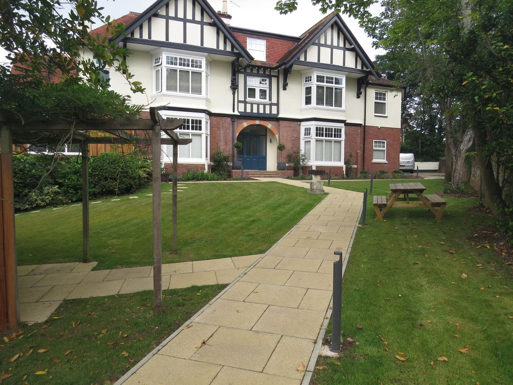 2 bed flat to rent in Barnfield House, Barnfield Hill, Exeter EX1 Zoopla