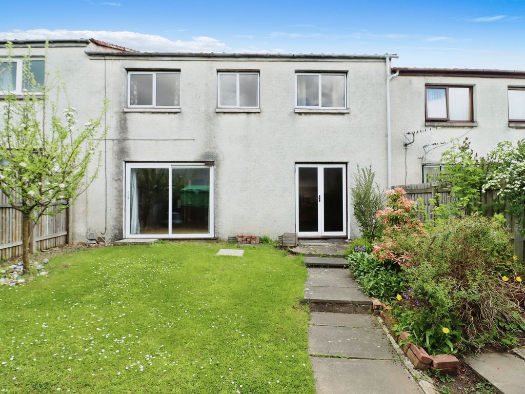 3 bed terraced house for sale in Skibo Avenue, Glenrothes KY7 Zoopla