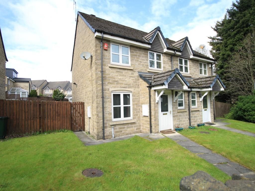 3 bed semidetached house for sale in Bradford Road, Idle, Bradford