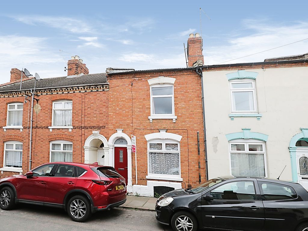 3 bed terraced house for sale in Shakespeare Road, The Mounts