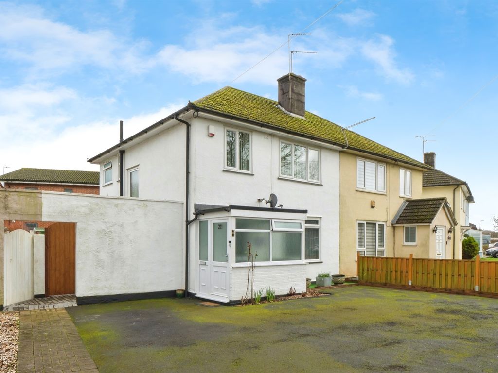 3 bed semidetached house for sale in Cotswold Road, Southampton SO16