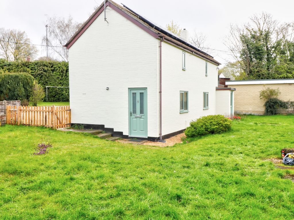 3 bed cottage for sale in Low Road, Little Stukeley, Huntingdon PE28