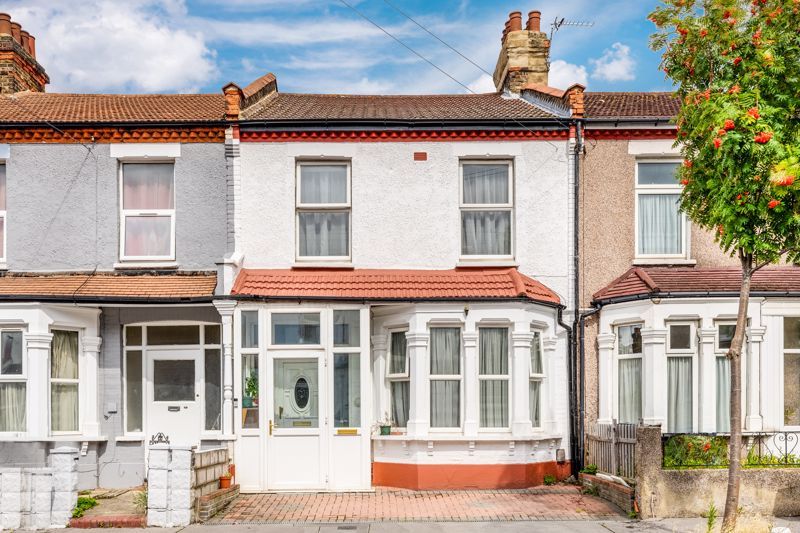 2 bed terraced house for sale in Langdale Road, Thornton Heath CR7 Zoopla