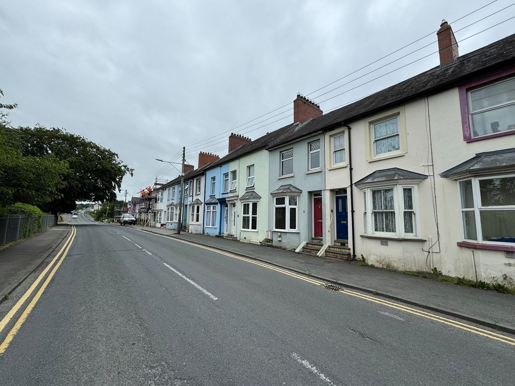 2 bed terraced house for sale in North Road, Cardigan SA43, £160,000