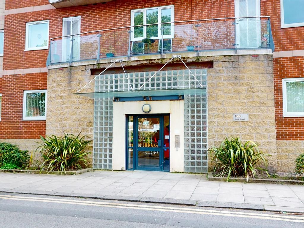 2 bed flat for sale in Lord Street, Southport, 0 PR9 Zoopla