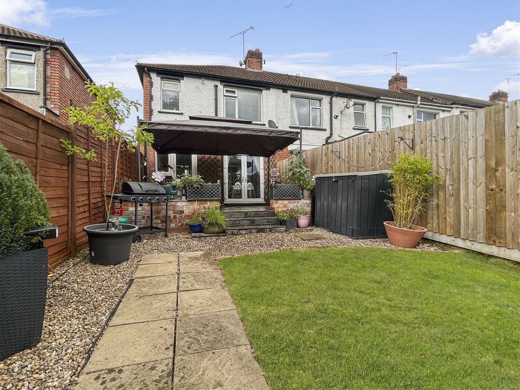 3 bed end terrace house for sale in Torrington Avenue, Tile Hill