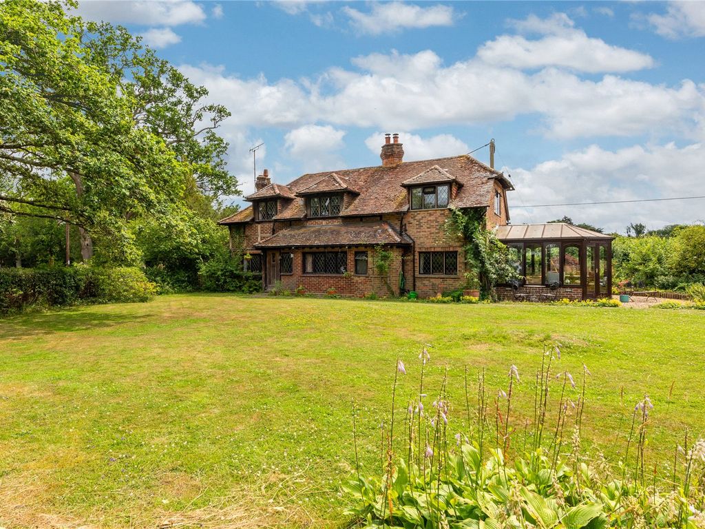 3 bed detached house for sale in Leith Vale, Standon Lane, Ockley