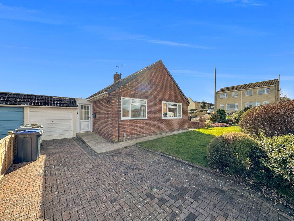 2 bed detached bungalow for sale in Maddocks Hill, Warminster BA12 Zoopla