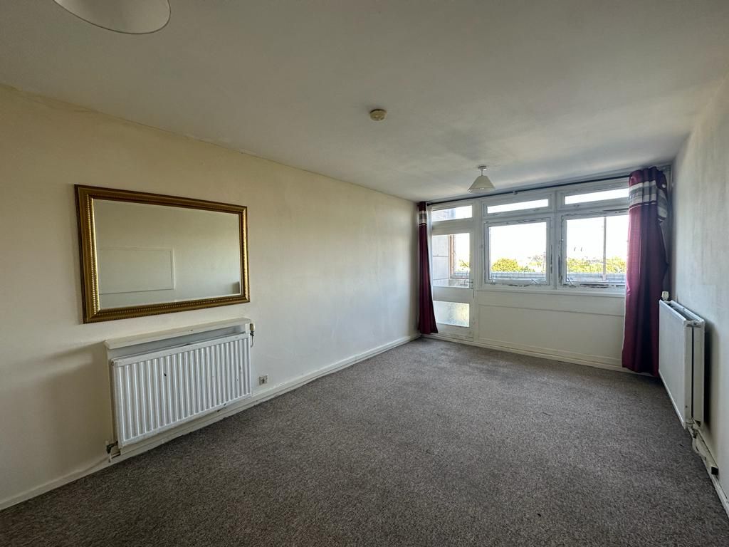 2 bed flat to rent in Falkirk House, Maida Vale, London W9, £2,500 pcm