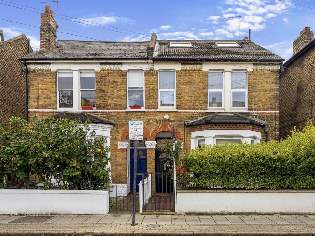 1 bed flat for sale in Fernlea Road, London SW12, £425,000 Zoopla