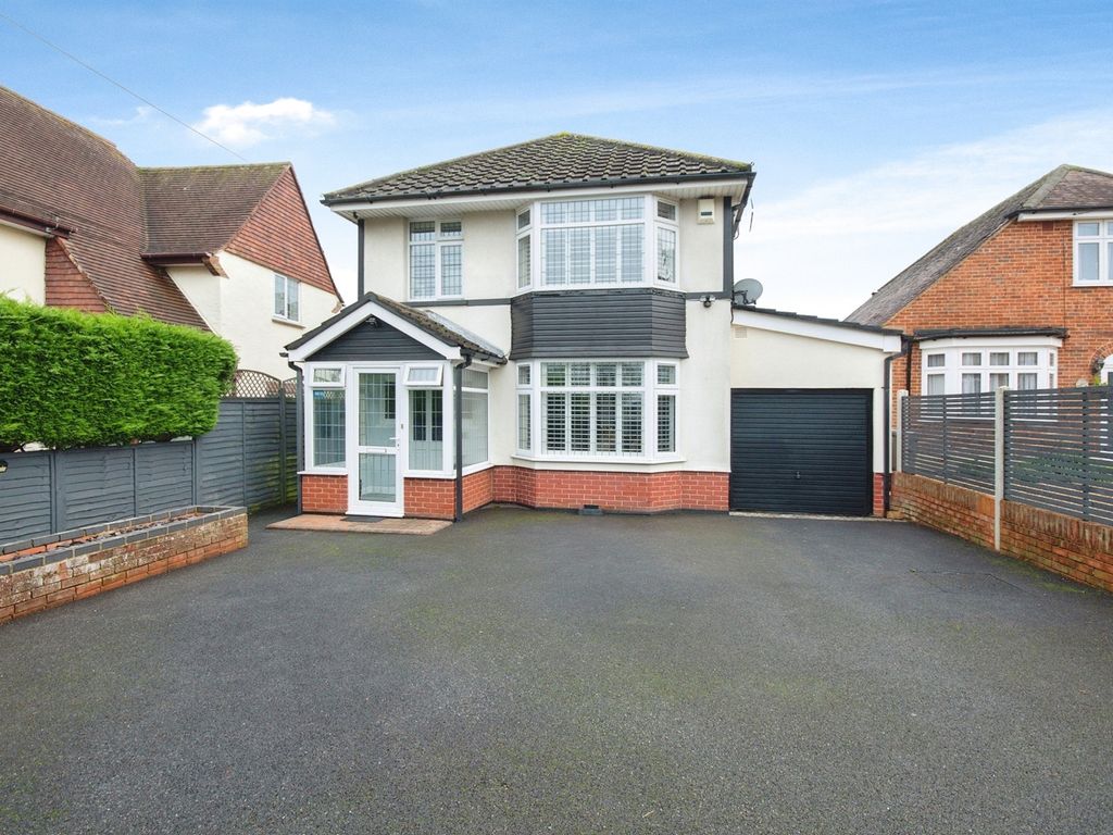 4 bed detached house for sale in Pinewood Avenue, Bournemouth BH10, £