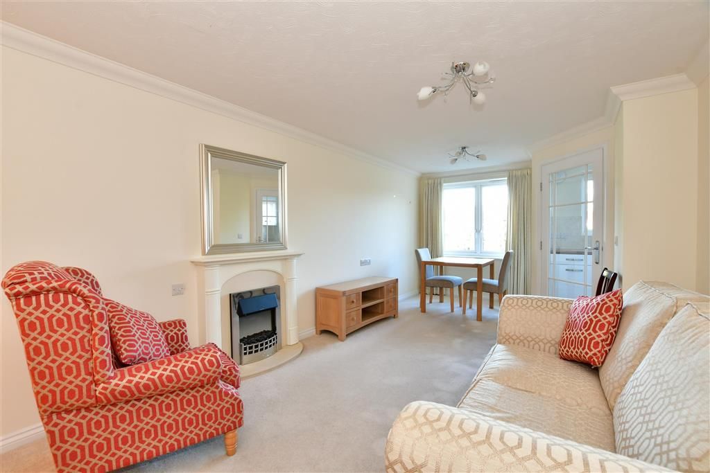 Hall Lane, Chingford, London E4