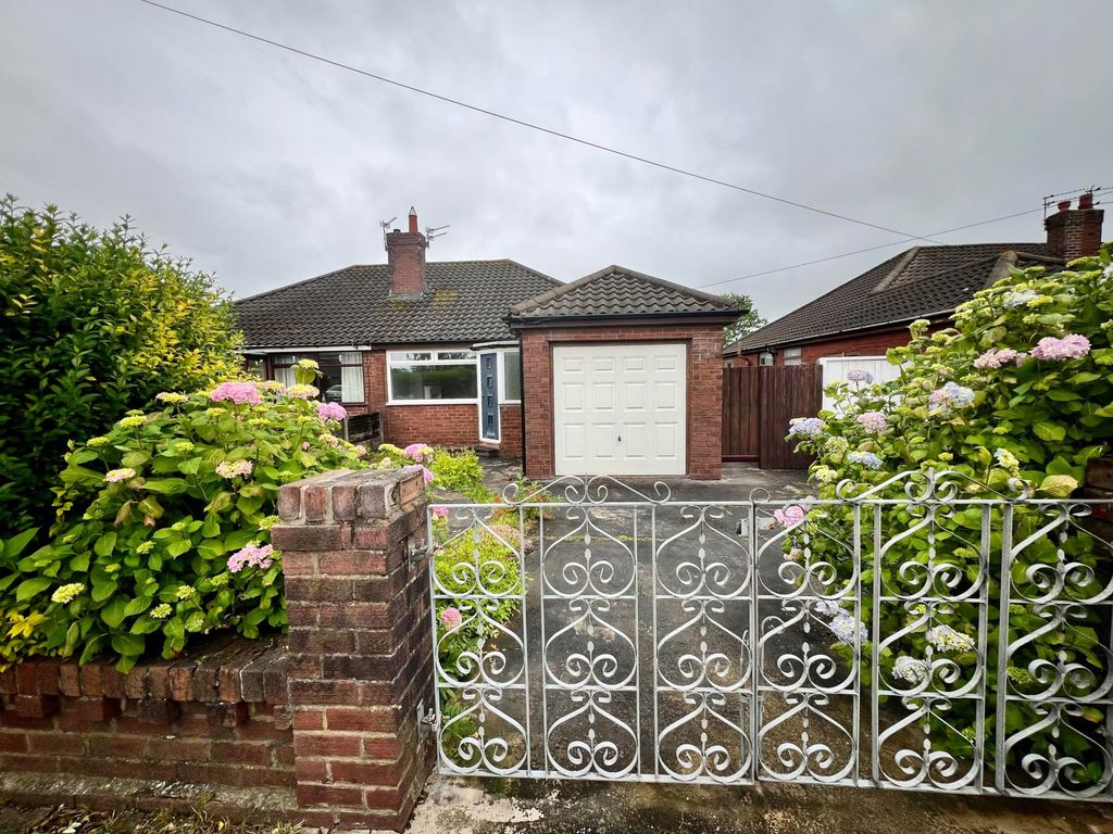 2 bed bungalow for sale in Belvedere Road, Thornton FY5, £169,950 Zoopla