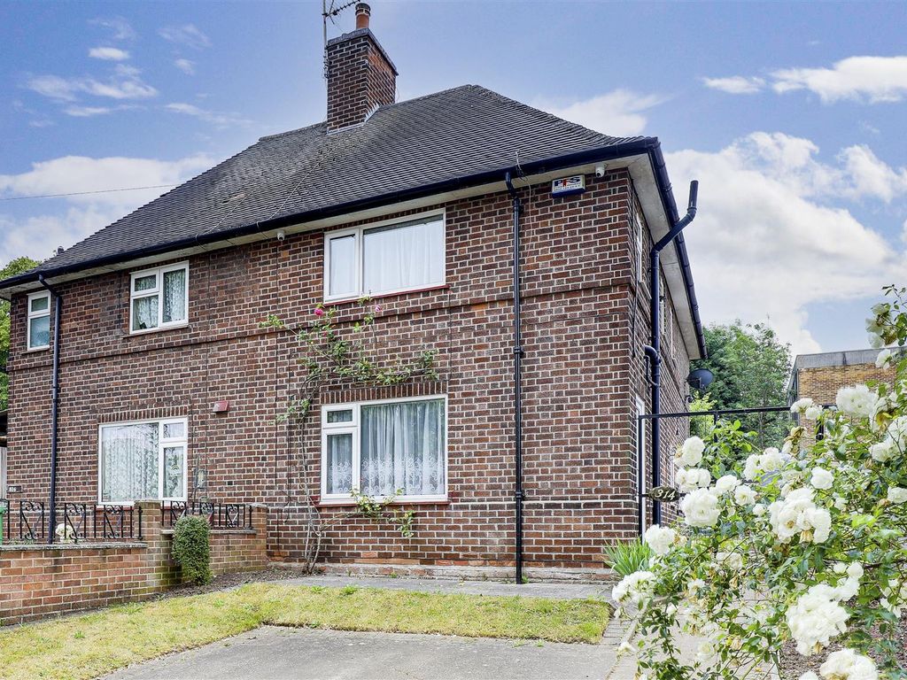 3 bed semidetached house for sale in Sneinton Dale, Bakersfield