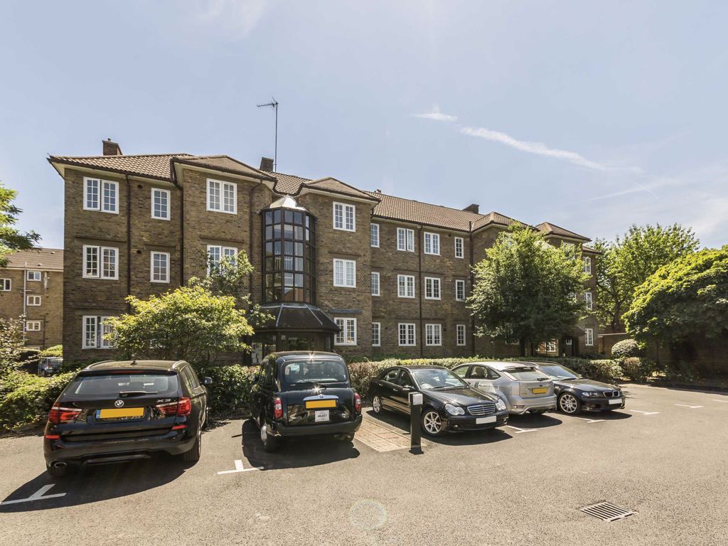 Frogmore, London SW18