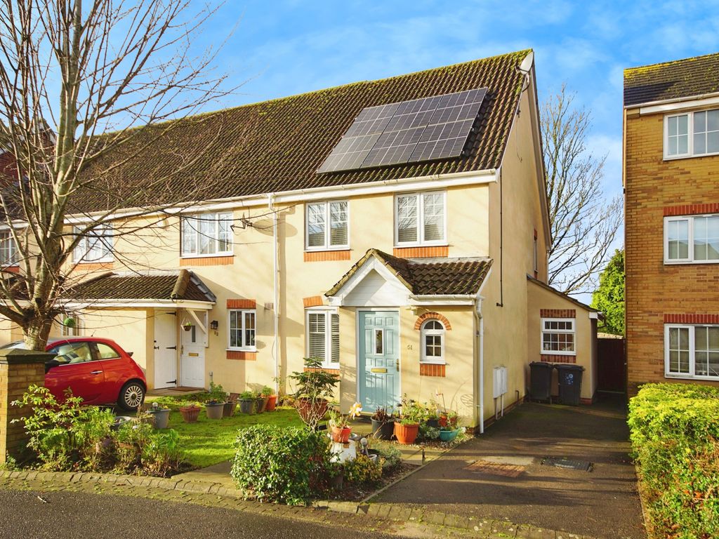 3 bed end terrace house for sale in Britton Gardens, Bristol BS15, £