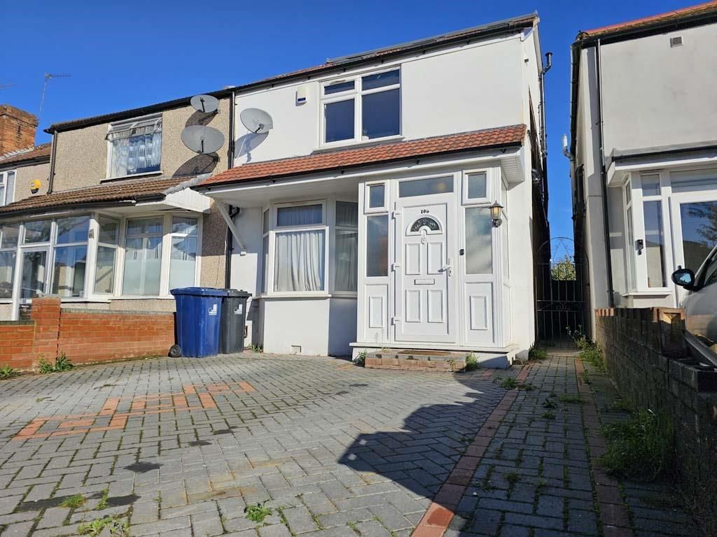 4 bed semidetached house for sale in Hill Rise, Greenford UB6, £