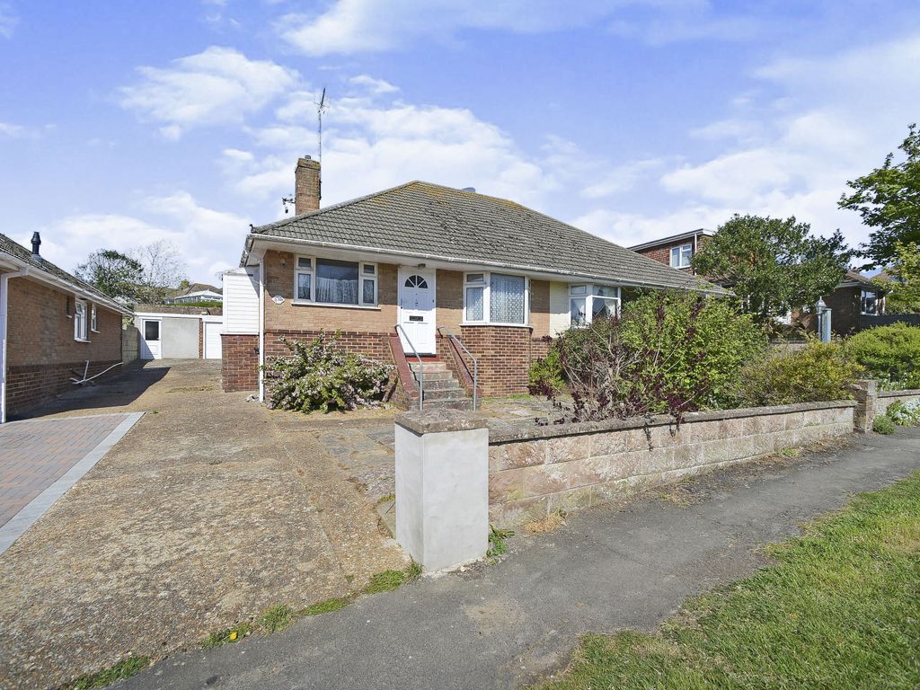 2 bed bungalow for sale in Bannings Vale, Saltdean, Brighton, East
