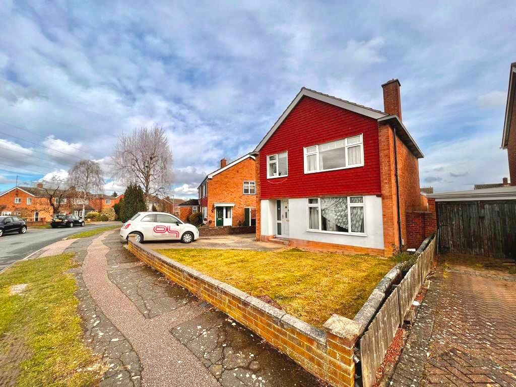 3 bed detached house to rent in Curlew Crescent, Bedford MK41 Zoopla