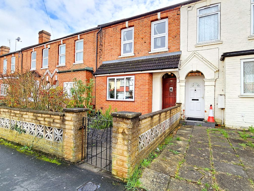 3 bed terraced house for sale in Walton Road, Woking GU21, £475,000 Zoopla