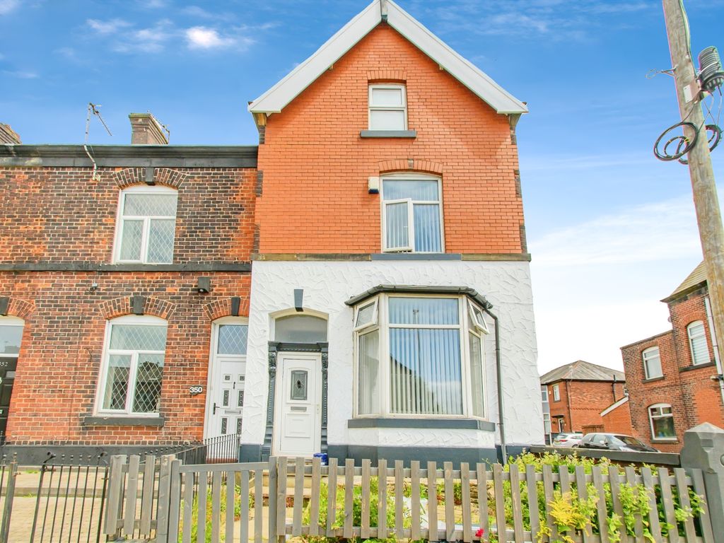 5 bed end terrace house for sale in Walmersley Road, Walmersley, Bury