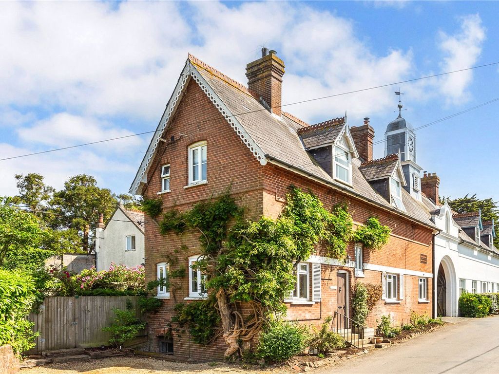 4 bed semidetached house for sale in East Hoathly, Lewes, East Sussex