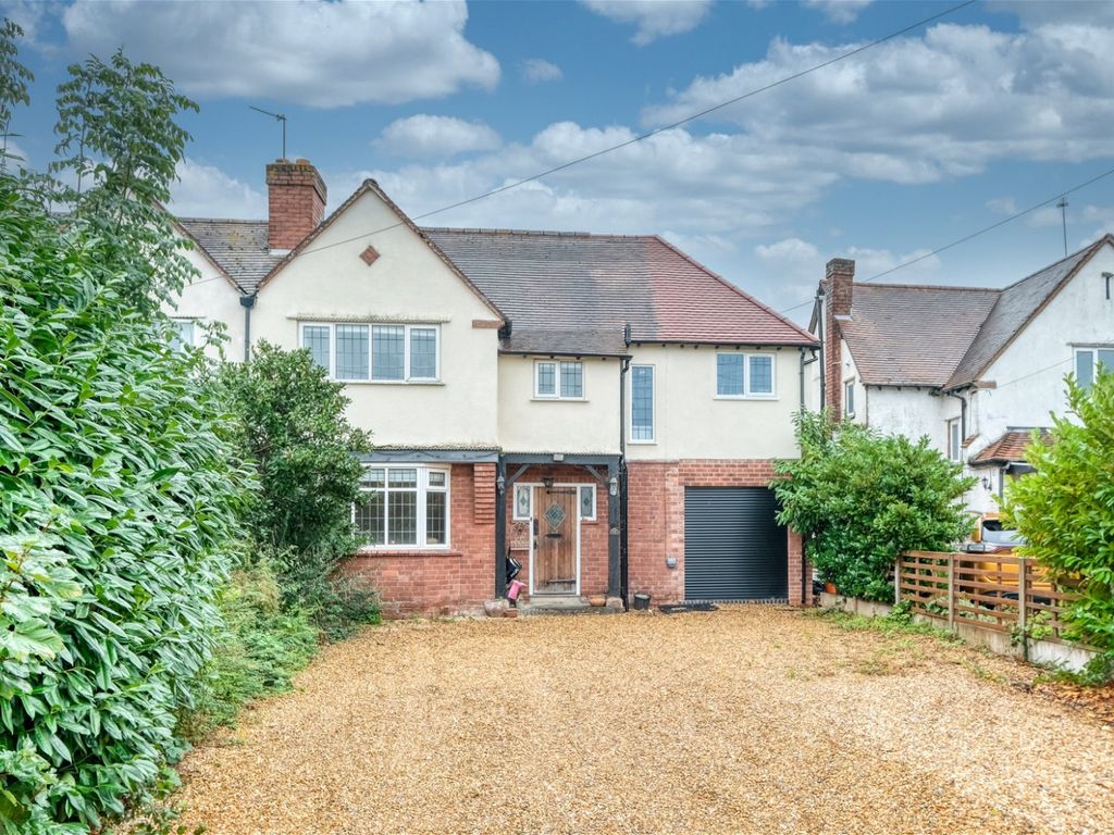 4 bed semidetached house for sale in Leach Heath Lane, Rednal