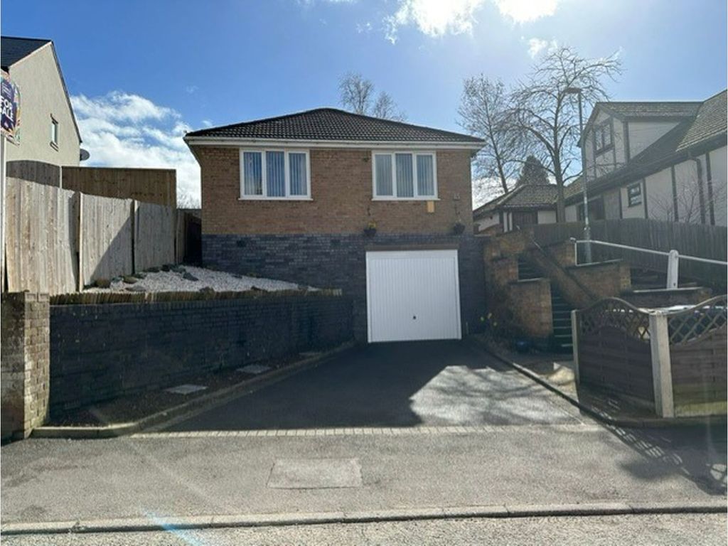 2 bed detached bungalow for sale in Newbold Road, Desford, Leicester