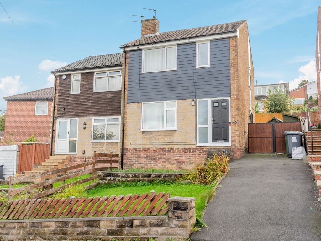 3 bed semidetached house for sale in Throstle Nest, Batley WF17, £