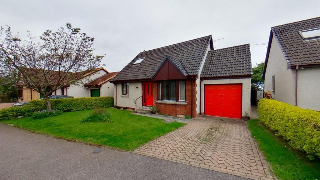 2 bed detached bungalow for sale in 21 Mannachie Brae, Forres IV36, £