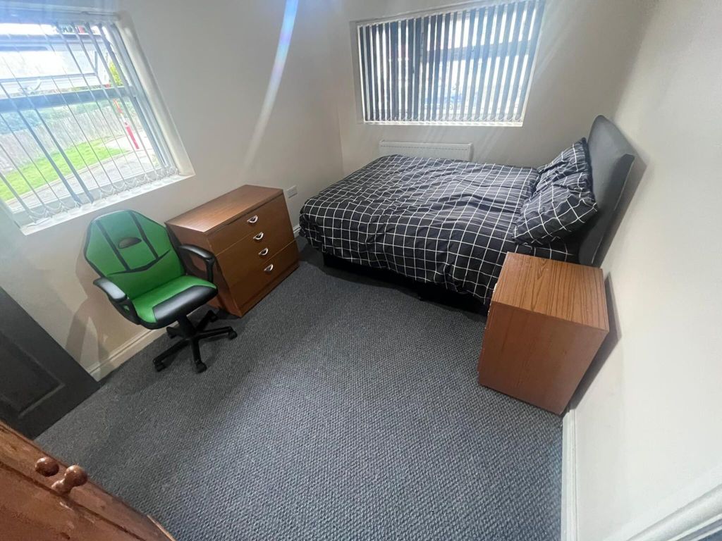 Room to rent in The Doweries, Rubery, Rednal, Birmingham B45 Zoopla