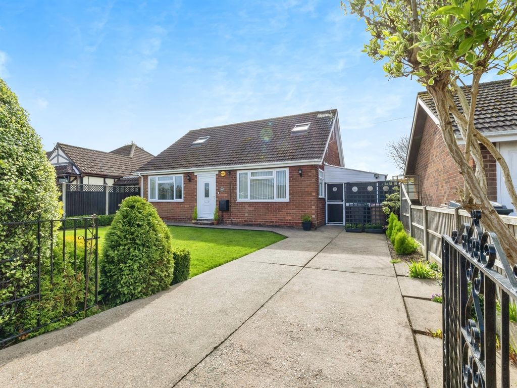 4 bed detached house for sale in Redhall Drive, Bracebridge Heath