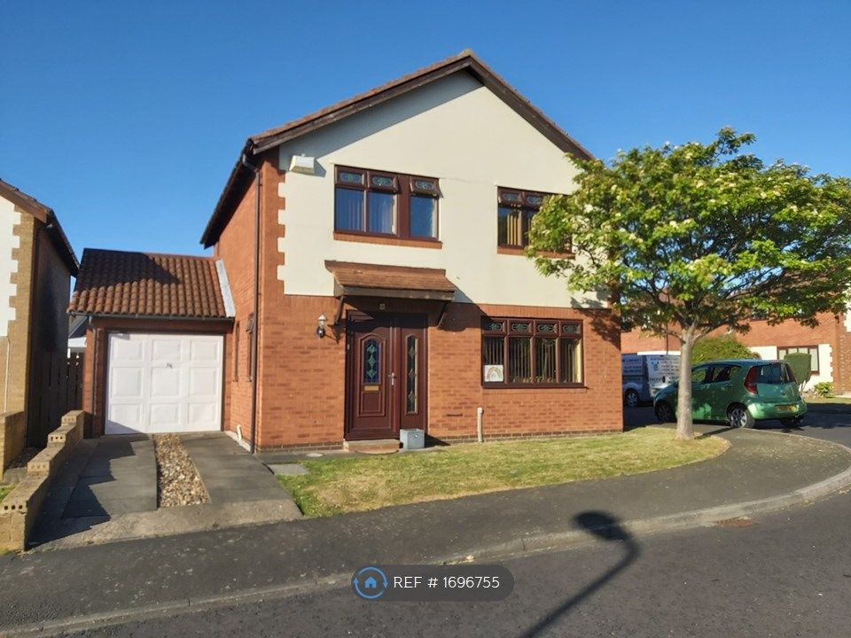 3 bed detached house to rent in Longbenton, Longbenton, Newcastle Upon