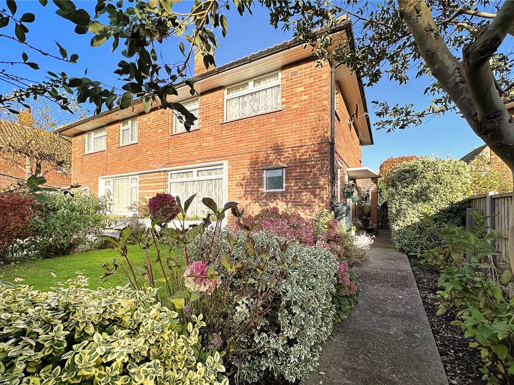 3 bed semidetached house for sale in Clun Road, Wick, Littlehampton