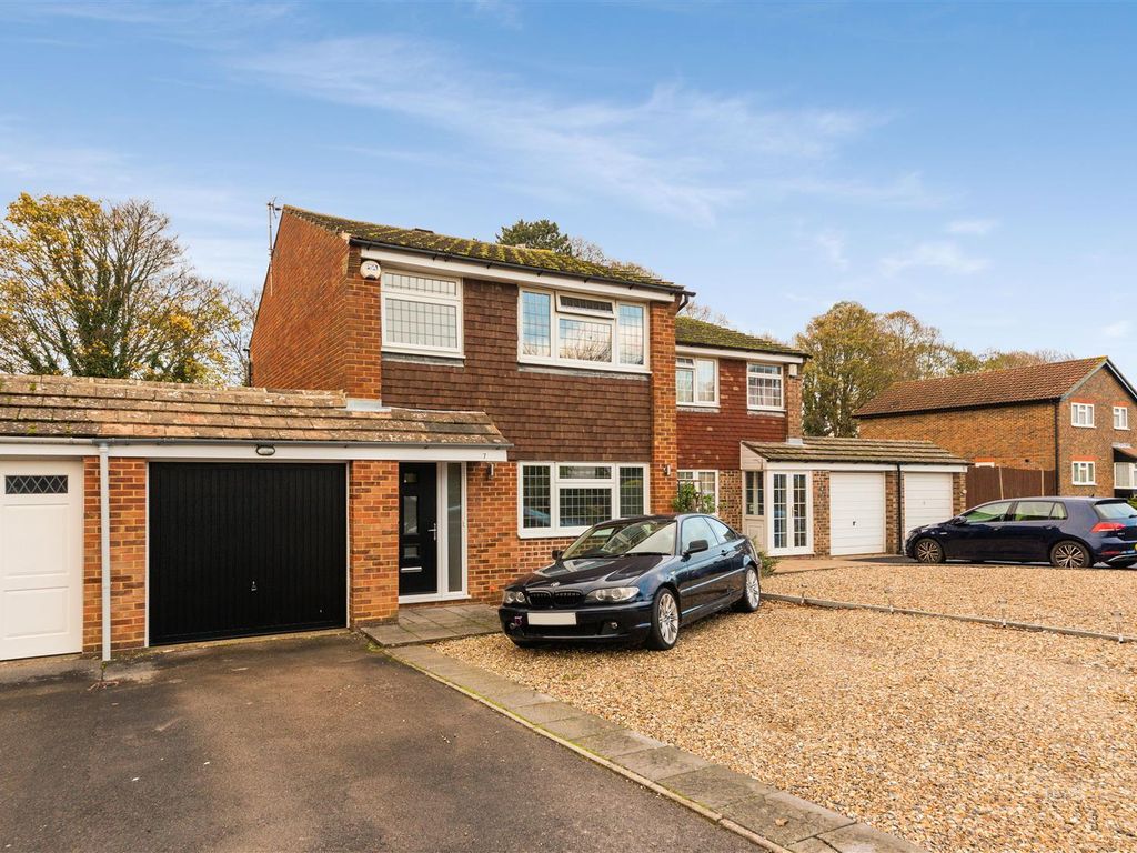 Osier Way, Banstead SM7  