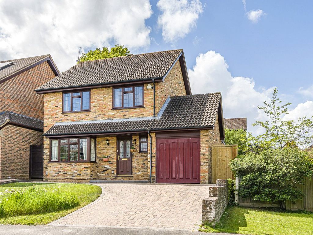 4 bed detached house for sale in Merrow, Guildford, Surrey GU4 Zoopla