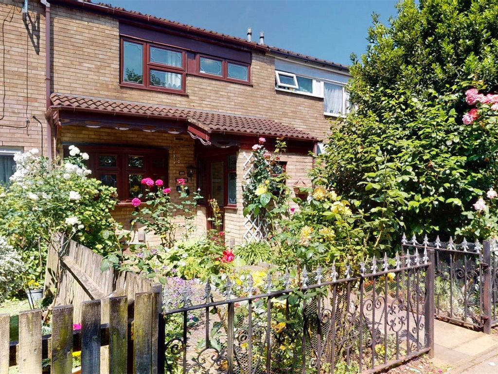 3 bed terraced house to rent in New Spring Street, Birmingham, West