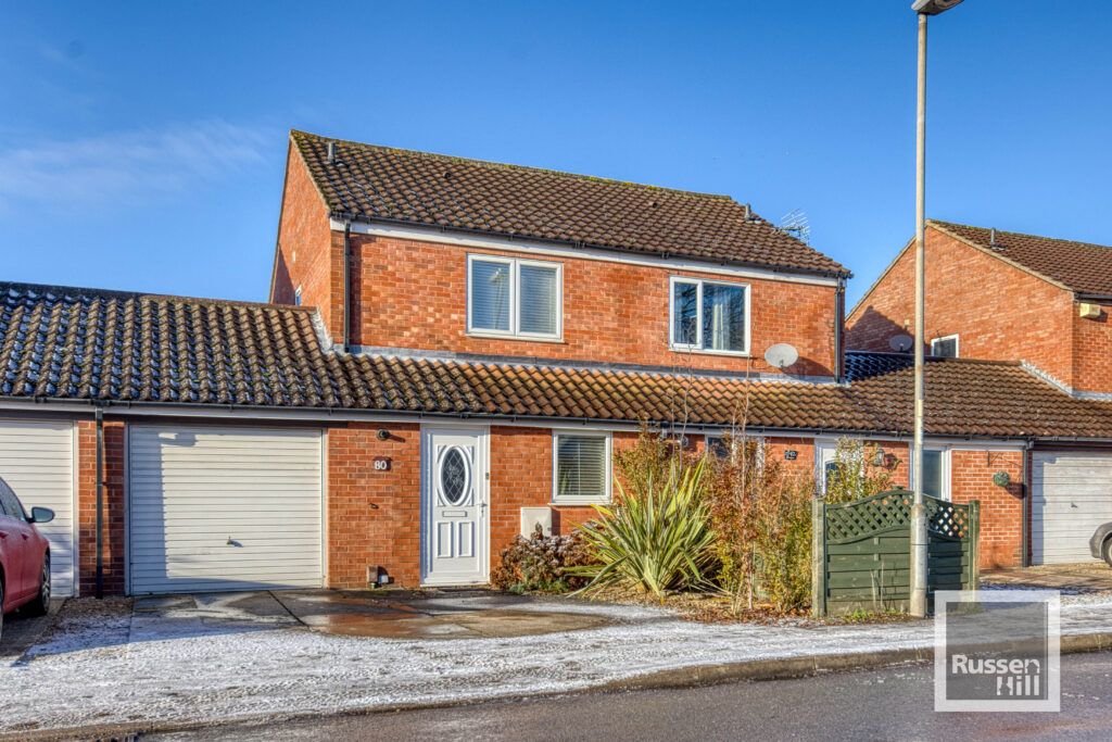 2 bed semidetached house for sale in Richmond Road, New Costessey