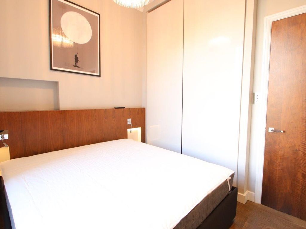 1 bed flat to rent in Warwick Avenue, London W9, £2,600 pcm Zoopla