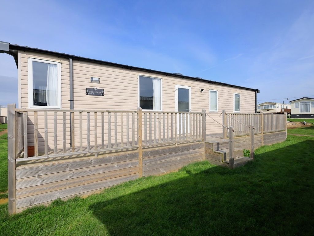 2 bed detached bungalow for sale in Marine Parade, Seaford BN25, £ ...